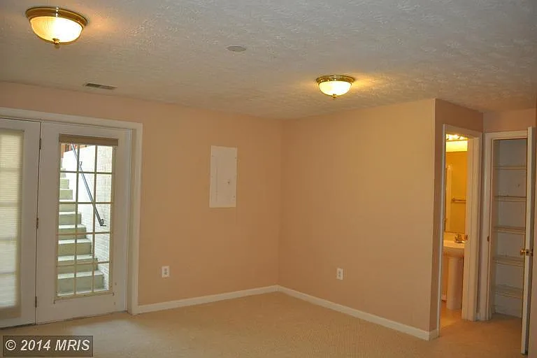 2469 Wheat Meadow Cir — Photo 20