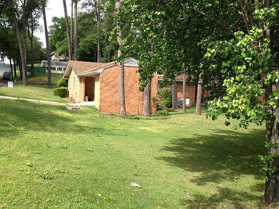 5th image of 4202 Lake Dr