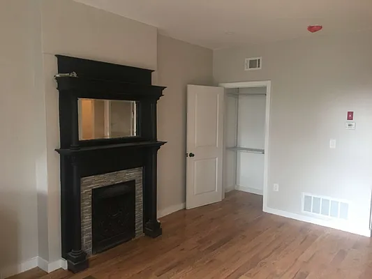 Rented by Emilienne Zongo Brown, LREB | media 14