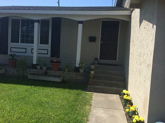 5th image of 290 Herlong Ave
