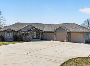 W3835 Stoneridge Dr, Fond Du Lac, WI 54937