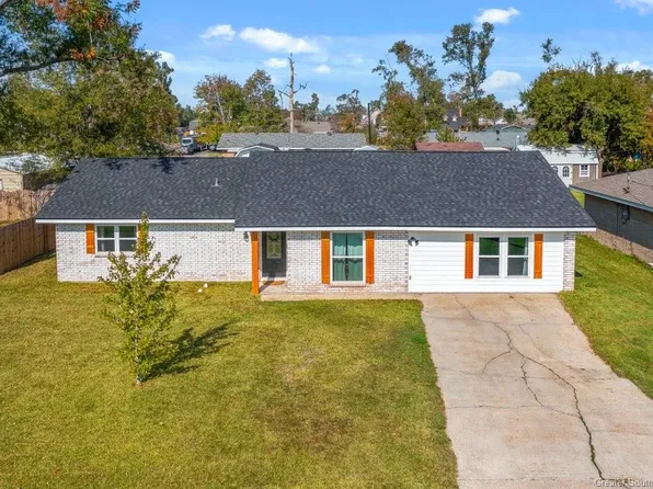 2417 Saint Francis St, Sulphur, LA 70663