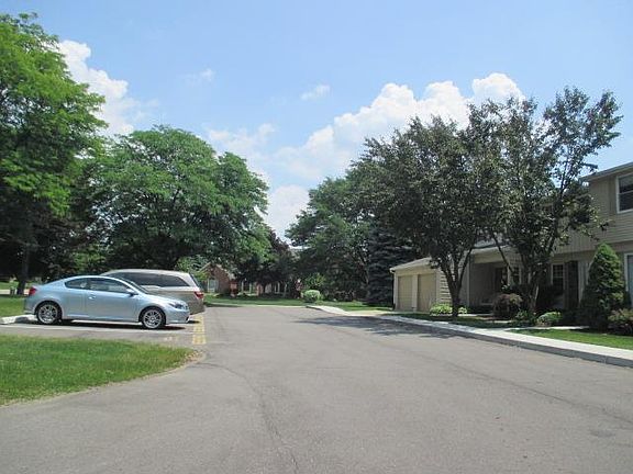 4th image of 5737 Whitfield Dr #544