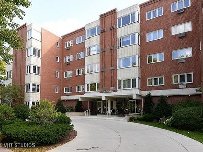 2033 Sherman Ave APT 401, Evanston, IL, 60201
