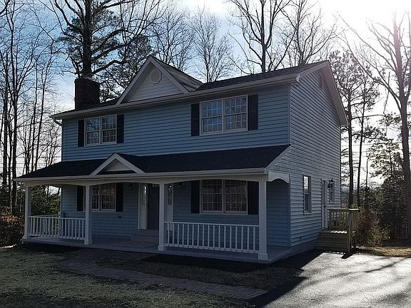 2nd image of 955 Rock Hills Ct