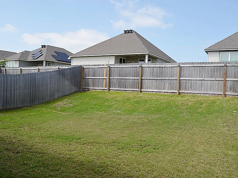 334 Green Valley Dr — Photo 25