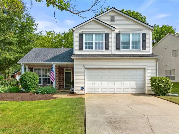 1612 Silver Oak Dr, Austell, GA 30106