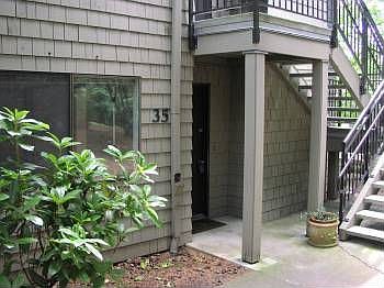 1st image of 35 Crestfield Ct