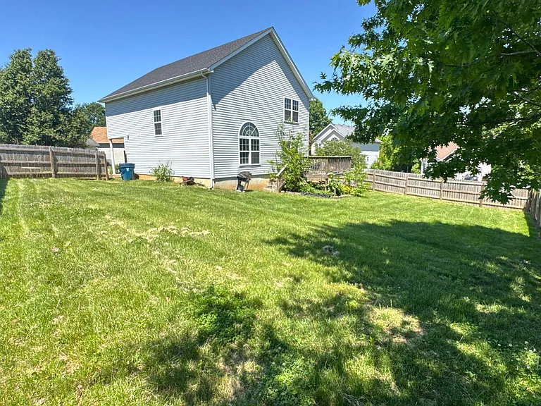 7901 Bridlewood Pl — Photo 7