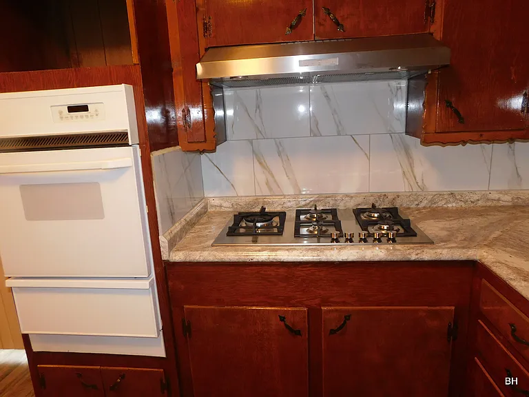 1610 N Wolford Ave — Photo 11