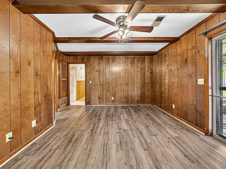 1315 Pagoda Dr — Photo 15