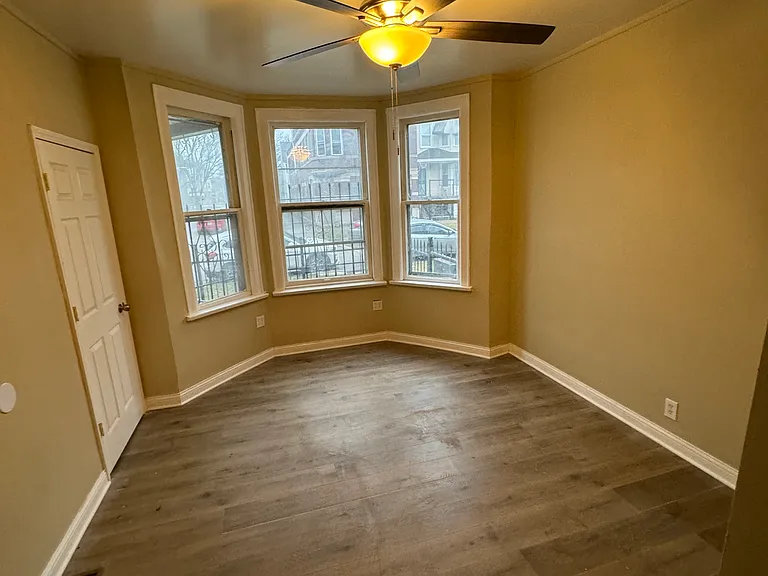 8364 S Brandon Ave #1F — Photo 2