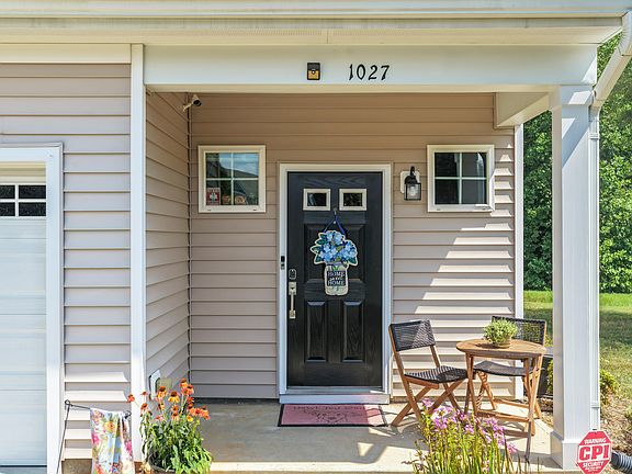 2nd image of 1027 Renewal Pl