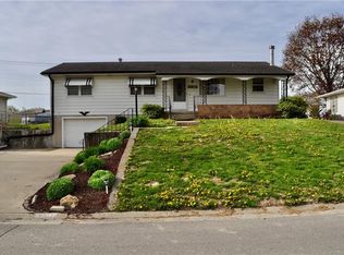 3302 Melody Ln, Saint Joseph, MO 64503