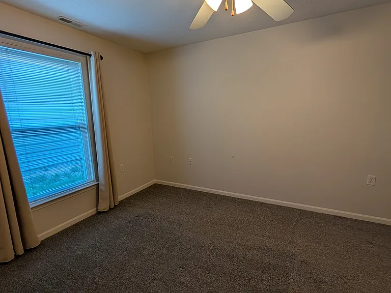 1468 Millbrook Trl — Photo 37