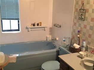 12 Marilyn Ave, Jefferson, LA 70121