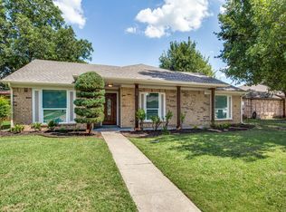 130 E Ridgegate Dr, Garland, TX 75040