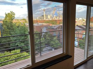 400 W Roy St APT 301, Seattle, WA 98119