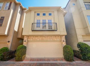 2835 Clinton Dr, Houston, TX 77020