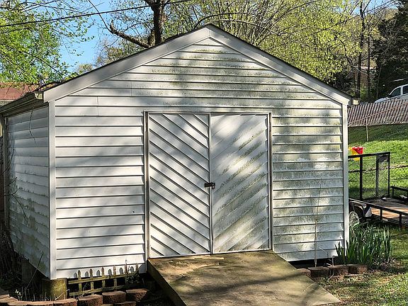 Shed