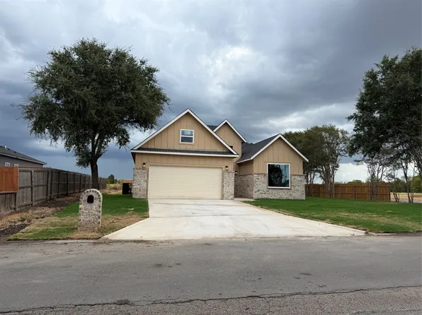 3247 Hillsdale Ave, Corsicana, TX 75110
