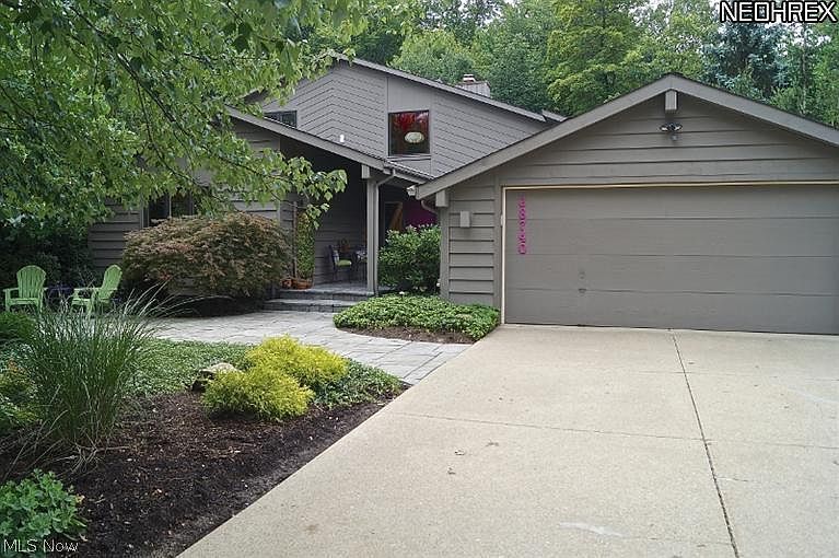 1st image of 28740 Orangewood Dr