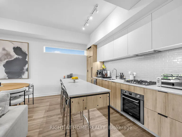 722 Marlee Ave #206 — Photo 3