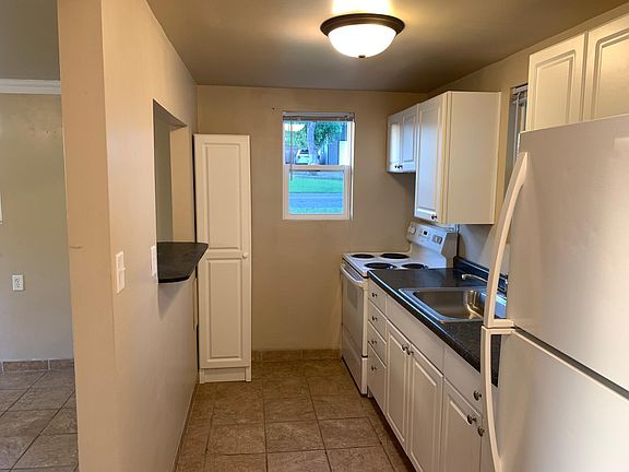 3rd image of 1611 SW 2nd St #13