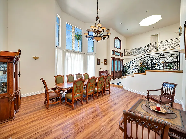7735 Wilbur Ave — Photo 8