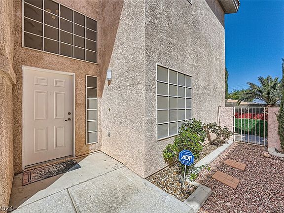3rd image of 8512 Gold Flash Ave