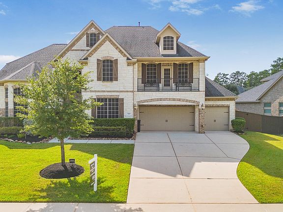 4th image of 1026 Pleasant Pines Ln
