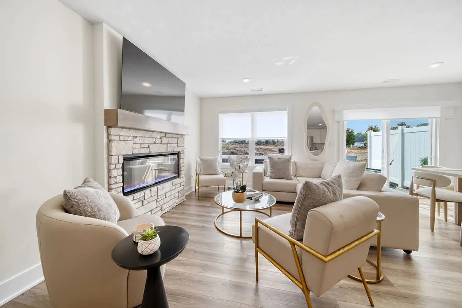 3 bed, 2.0 bath, 1506 sqft, $6,465 — Photo 1