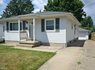 458 Stephens Rd, Akron, OH 44312