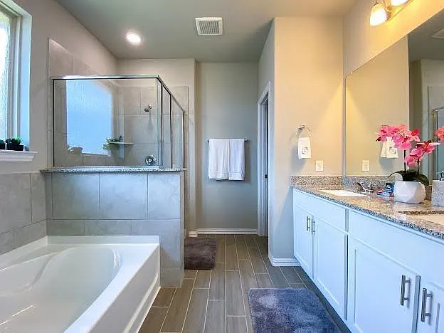 31403 Spotted Saddle Holw — Photo 5