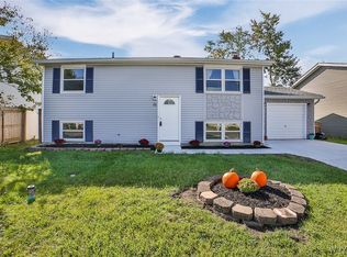 11 Gregory Ct, Depew, NY 14043