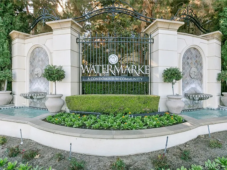 3307 Watermarke Pl — Photo 1