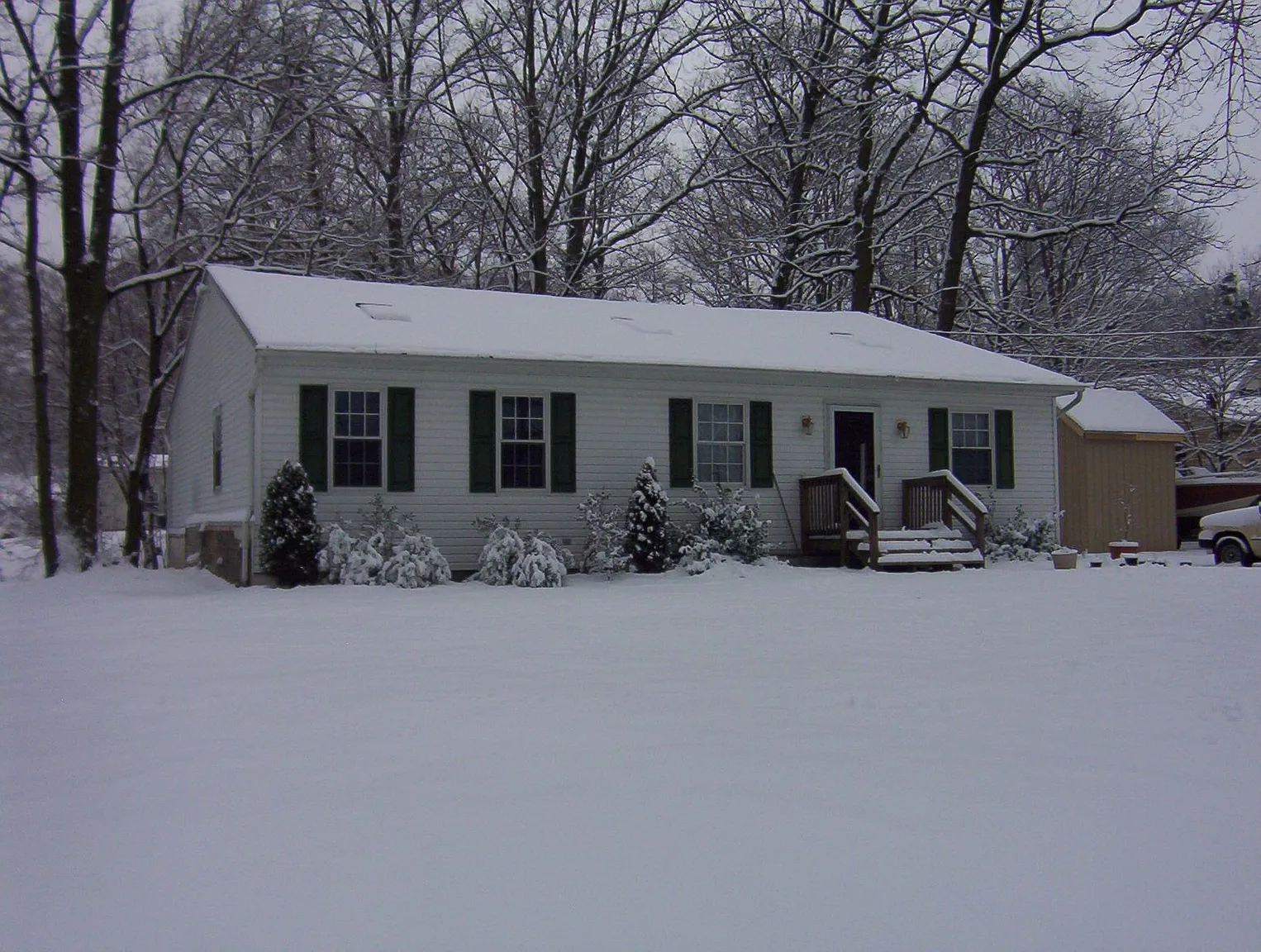 1613 Wall Dr photo 1