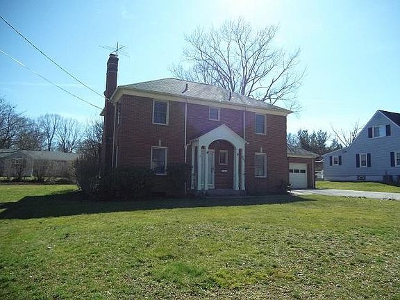 2nd image of 742 E Ford Ave