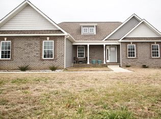 100 Westbrooke Cir, Pembroke, KY 42266