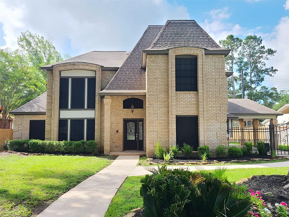 1st image of 6111 Hampton Way Ct
