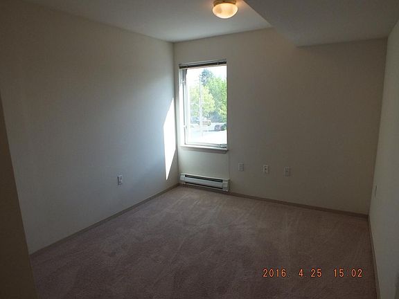 4th image of 12549 28th Ave NE APT 206