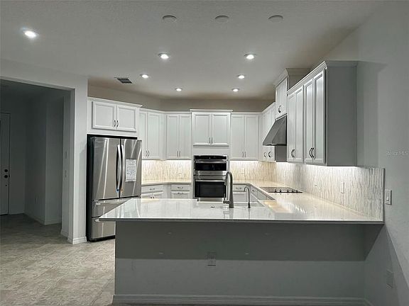 3rd image of 1344 Blue Stem Ln