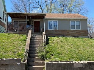 340 N Topping Ave, Kansas City, MO 64123