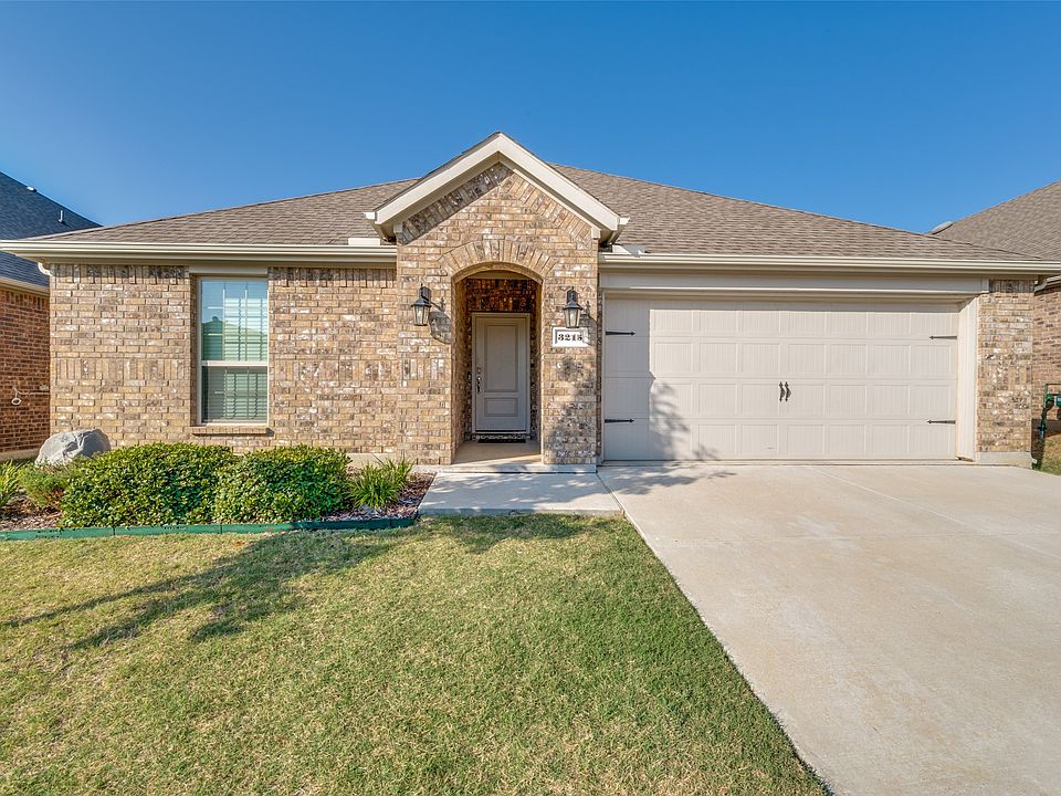 1st image of 3215 Texas Trl