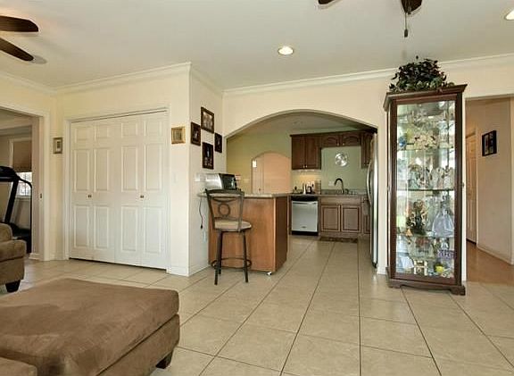 5th image of 4743 Eunice Dr