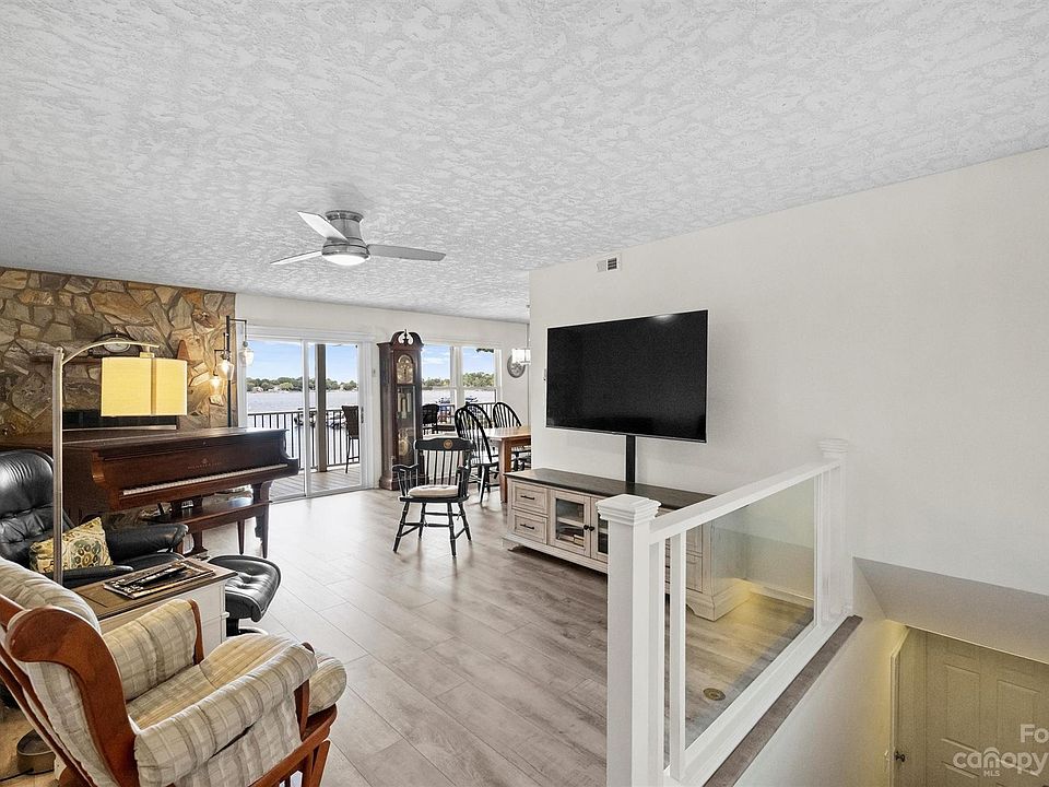 20357 Ct UNIT 202, Cornelius, NC 28031 Zillow