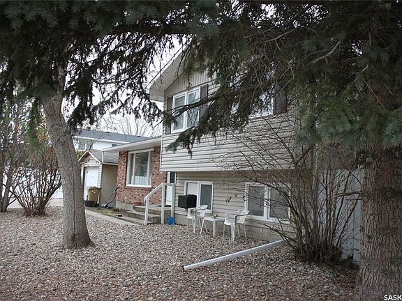 2nd image of 4206 Pasqua St