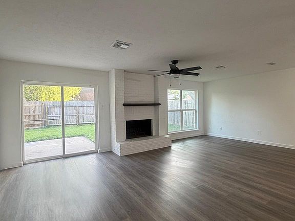 2nd image of 5935 Caruso Forest Dr