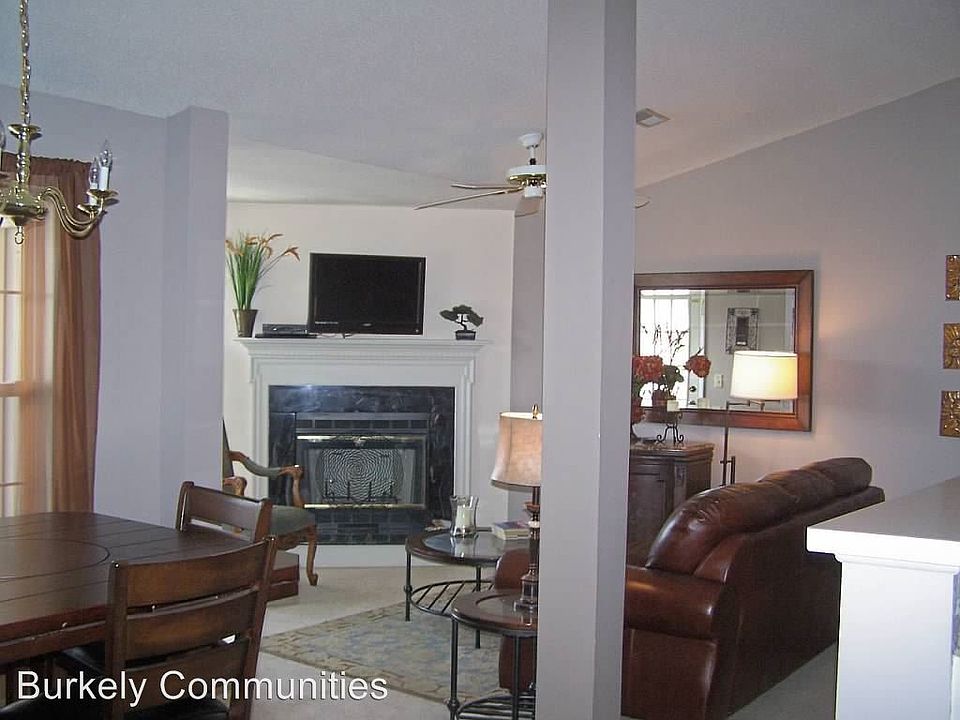 1st image of 3630-3A Morris Farm Dr