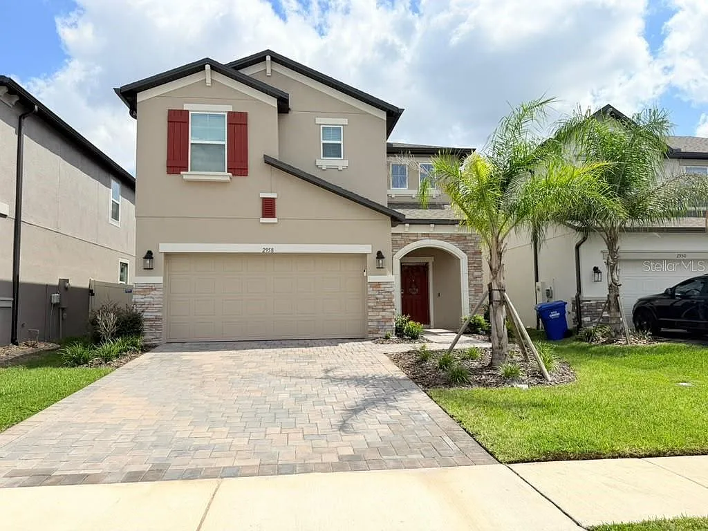 4 bed, 3.0 bath, 2615 sqft, $2,750 — Photo 4